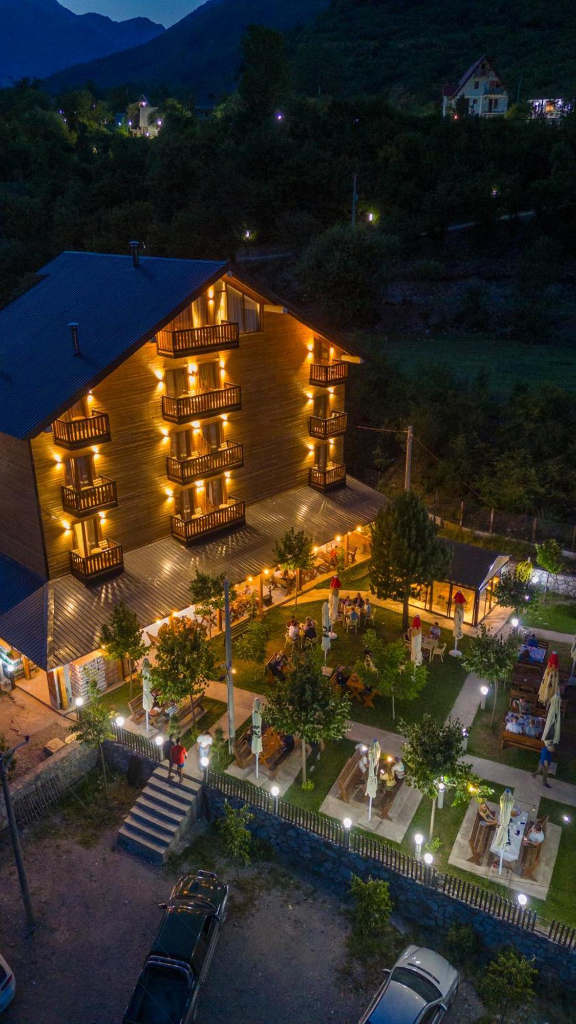 Hotel Jezerca Theth Exteriör bild